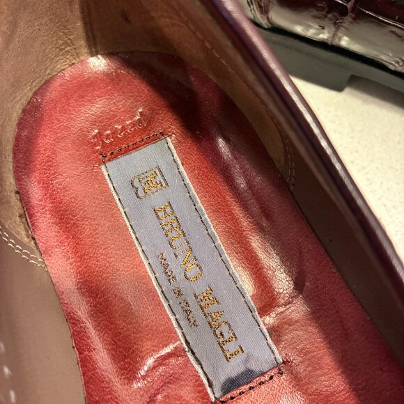 Bruno Magli Genuine Burgundy Crocodile Tassel Loafers – Men’s 10.5M